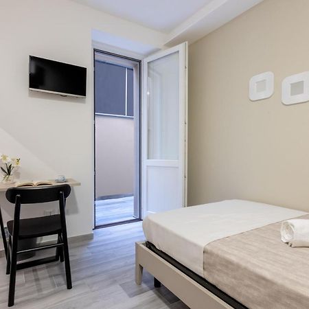 Deledda Home Cagliari Exteriör bild