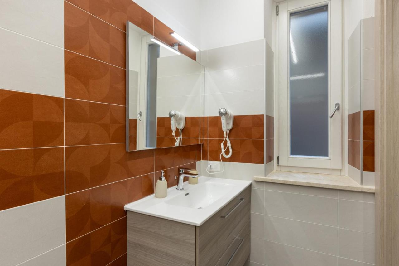 Deledda Home Cagliari Exteriör bild